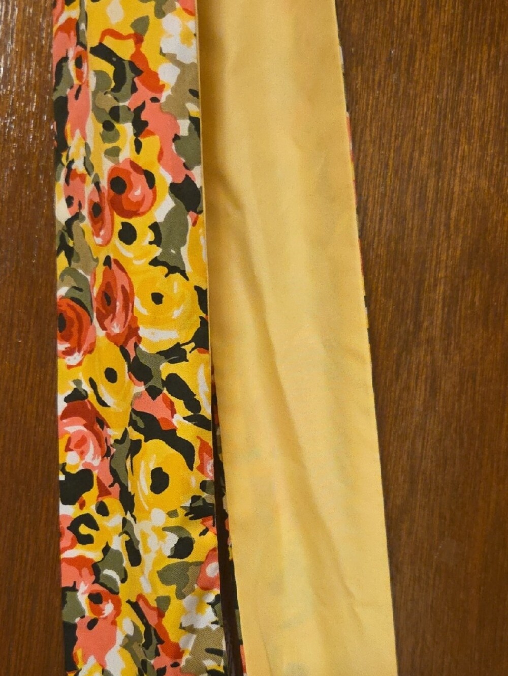 BRAND NEW Ann Taylor LOFT Yellow Floral Scarf